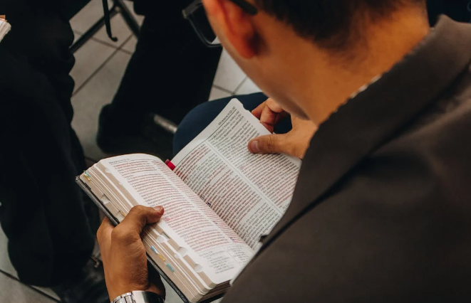 How to Read and Study the Bible Effectively